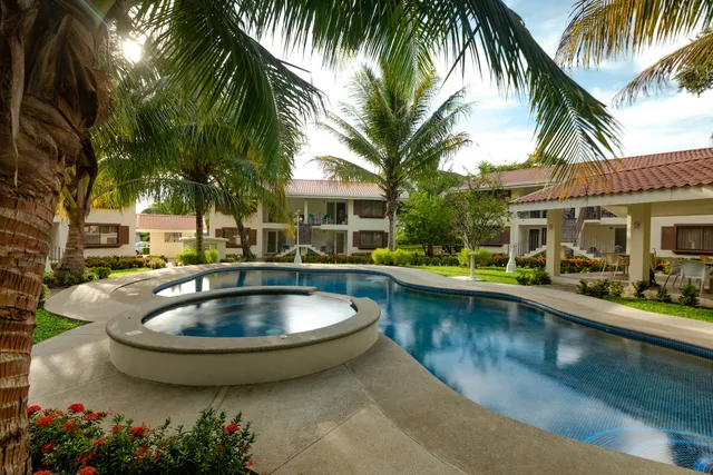 Condominios Oasis Tropical.