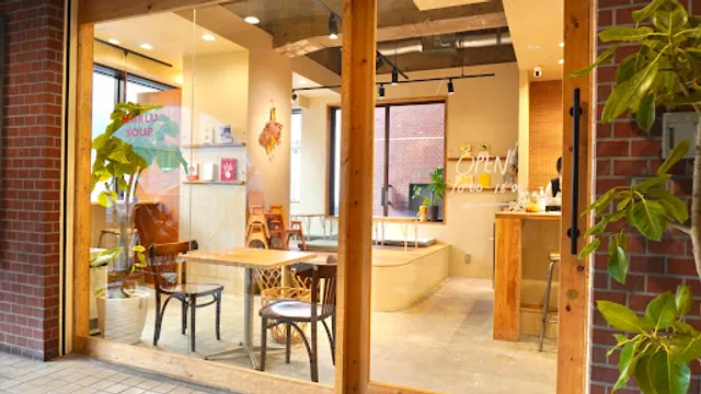 bistro MARLU /小皿料理とナチュラルワインのお店