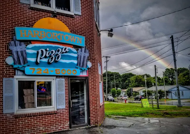 Harbortown Pizza