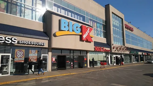 Five Towns Shopping Center