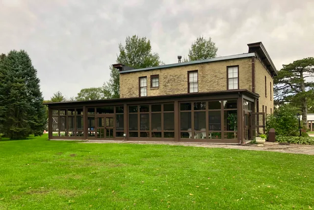 Nathaniel Dean House