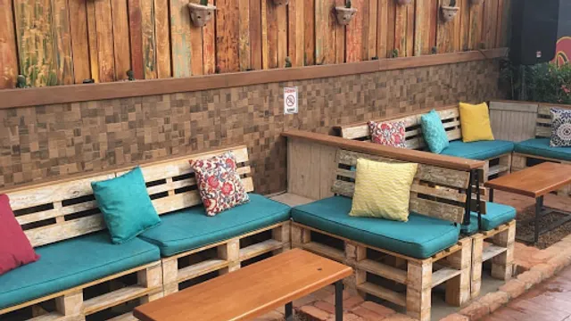 Lounge 765 - Gastrobar