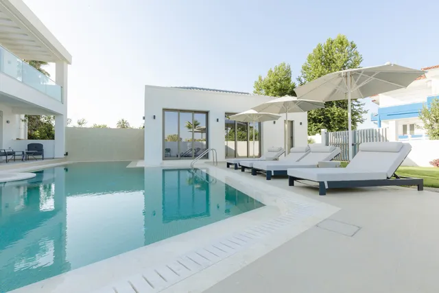 Palm View Suites - Kourouta