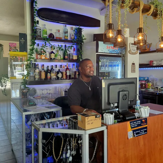 Sip N Surf Internet Café TCI