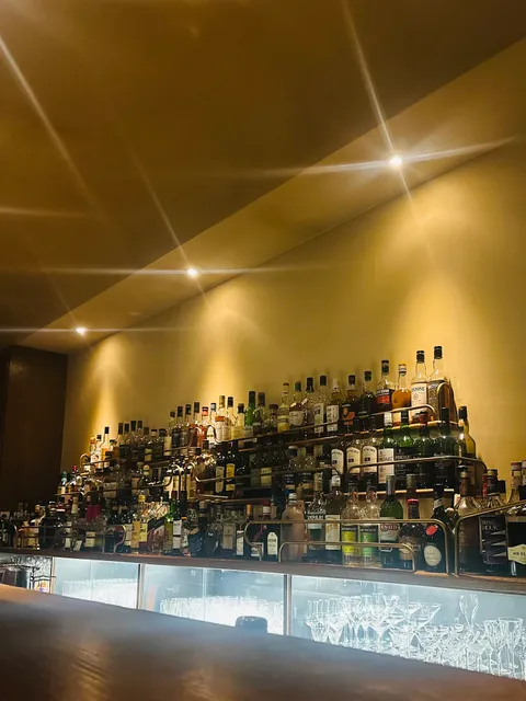 バー・トリニティー