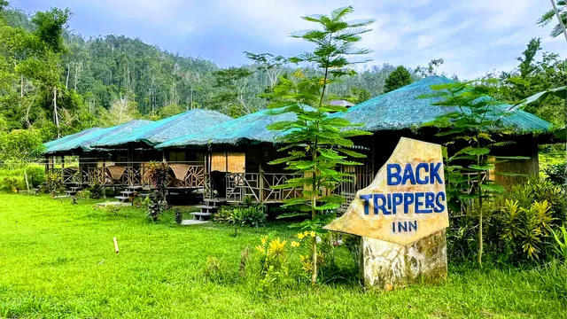 Back Trippers Inn