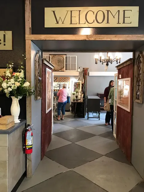 Downtown Antiques & Home Furnishings