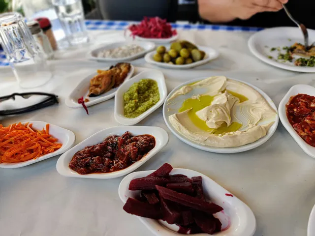 מסעדת חיים יפרח ובניו