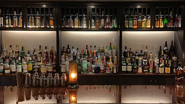 Wahr Bar ヴァールバー