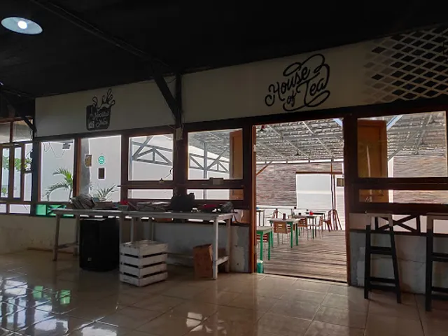 Kedai Makmoer