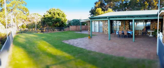 Dunsborough Vineyard Cottages