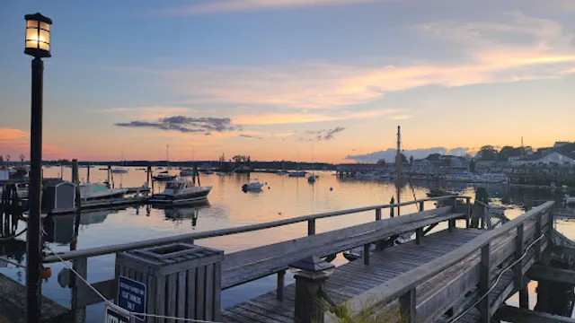 Sunset Lounge at the Boothbay Harbor Inn