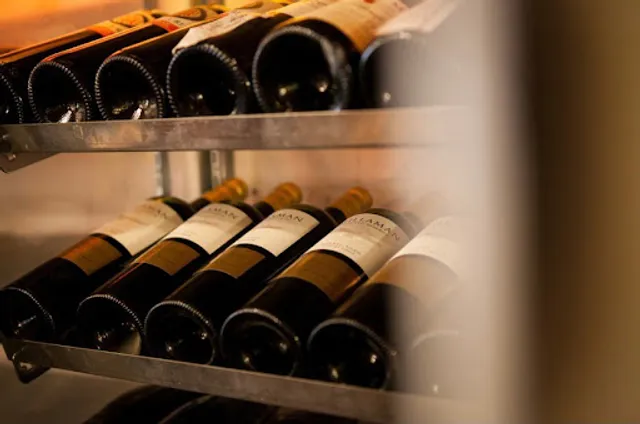 オイスターバー MABUI 袋町