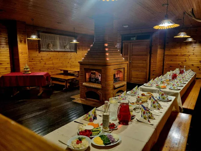 ŠAŠLÕKIBAAR KARAVAN