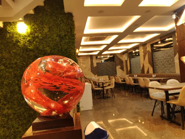 Tropical Cafe & Creamery