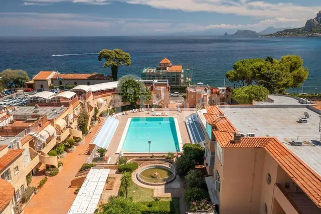 Ashur apartments Mondello