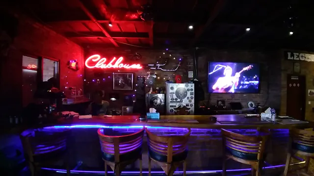 Clubhouse Steak Grill & Sports Bar in Sanur