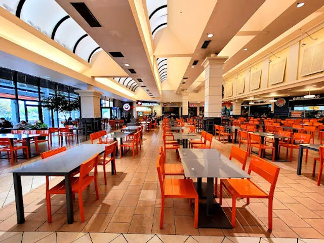 Patio Cafes at The Shops at Montebello