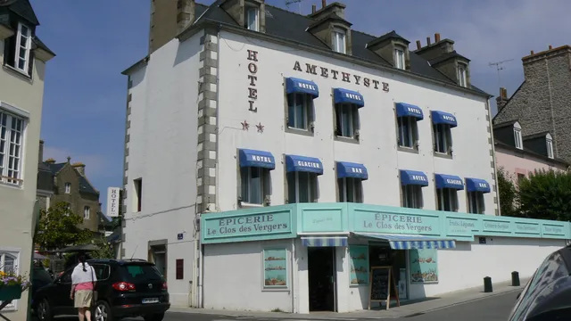 Hôtel Améthyste (by Popinns)