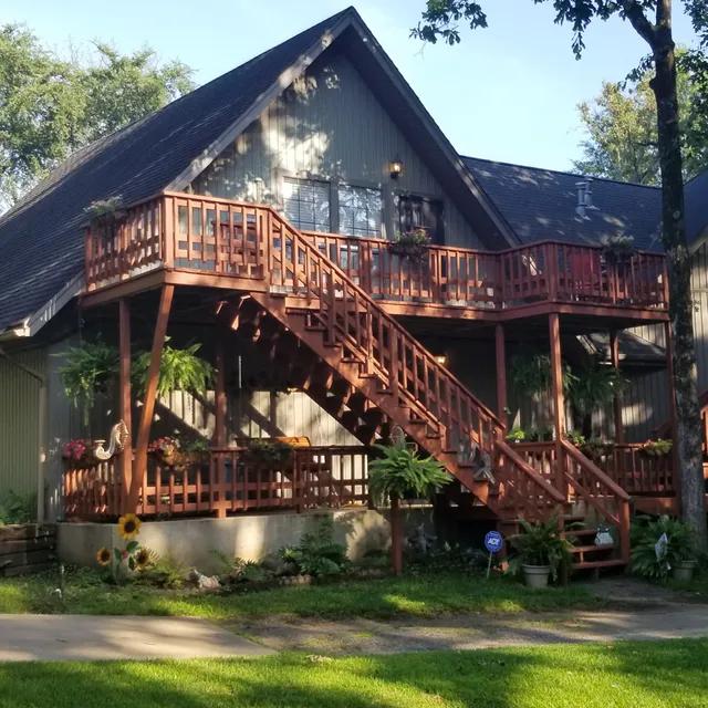 Kelleys Lake Fork Cottage Bed and Breakfast