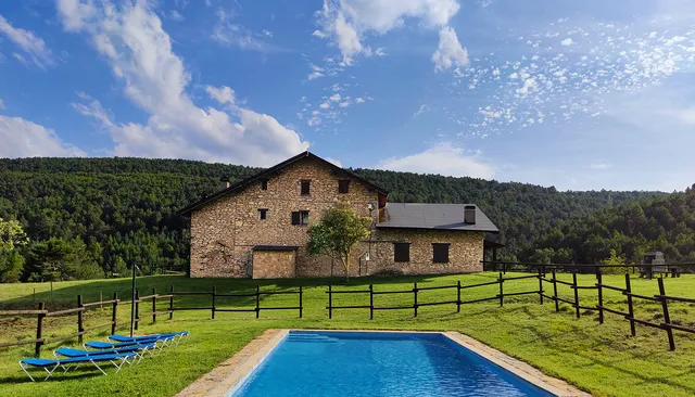 Pirineu Rural - Casa Coll de la Mola