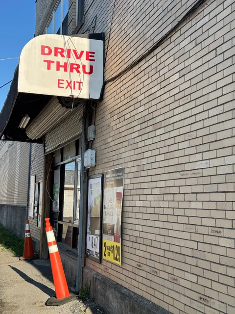 KINGS MARKET & DRIVE - THRU