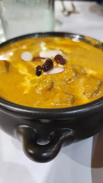 Castle 91 Brookfield/Bethlehem Indian Eatery