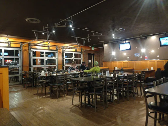 Fieldhouse Pizza & Pub - North Spokane