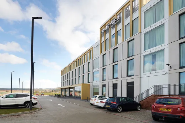 Courtyard by Marriott Inverness Airport