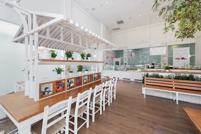 Bacio di Latte - Moema Anapurus