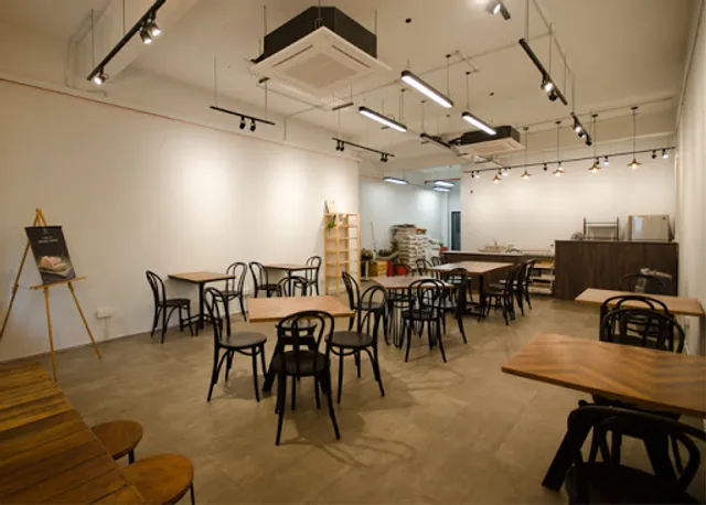 February 18 Cafe / 二月食吧