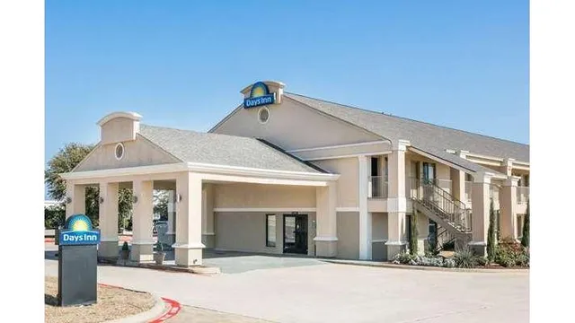 Days Inn by Wyndham McKinney