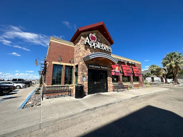 Applebee's Grill + Bar