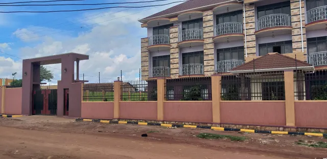 BUSIA GOLDSTAR RESORT HOTEL