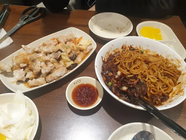 홍콩반점동래롯데점