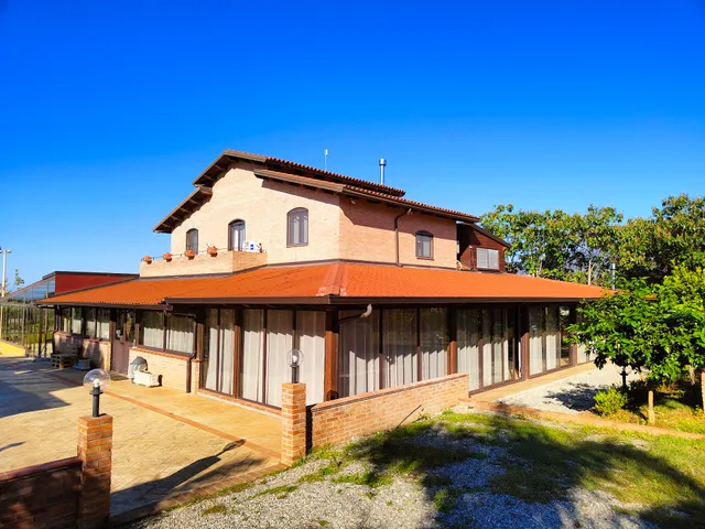 FATTORIA IL LAGHETTO