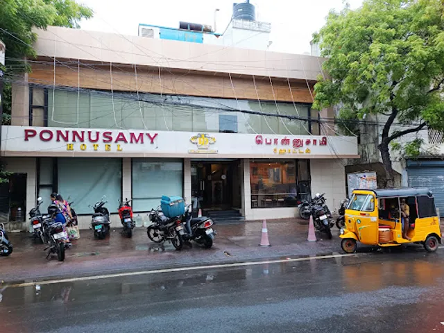 Ponnusamy Hotel
