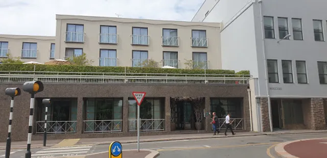 Bohemia Bar & Restaurant