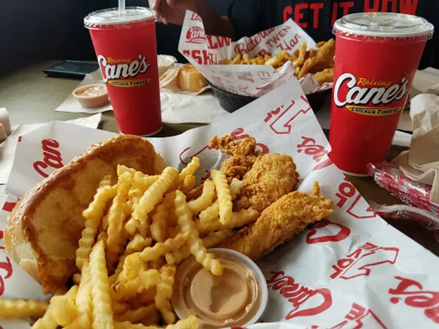 Raising Cane's Chicken Fingers
