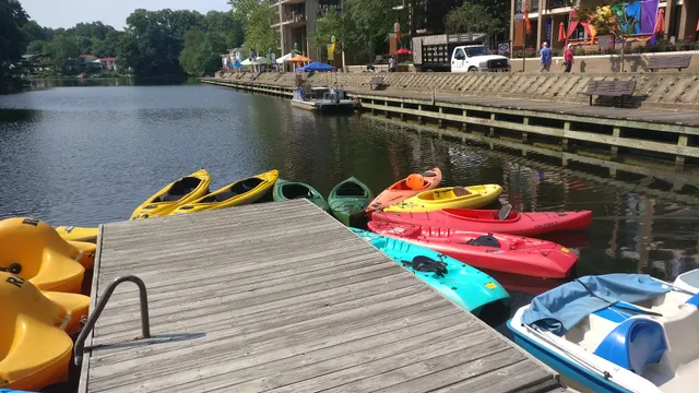 Boat Rentals at Lake Anne (Reston Association)