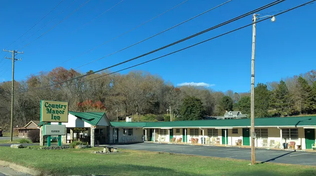 Country Manor Inn