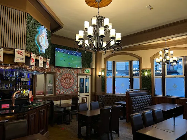 Curry N Grill House Group