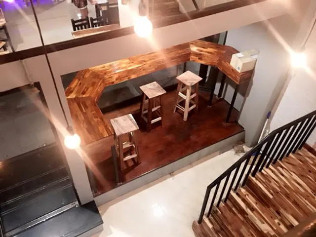 ร้านอาหารอีสาน แซ๊บ แซ่บ Zabzab e-san restaurant