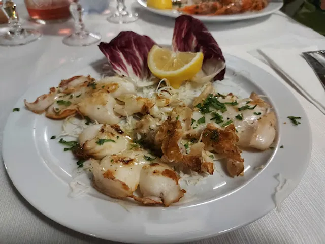 pizzeria "Totò e Sasà, la forza del gusto"