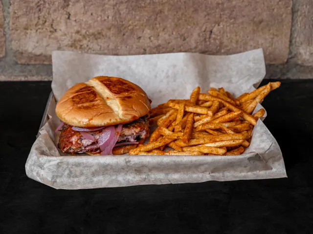 Big Earl’s Barbecue (located inside Fireside Lounge)