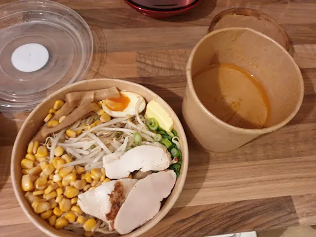 MOMO Ramen Lieferung & Abholung