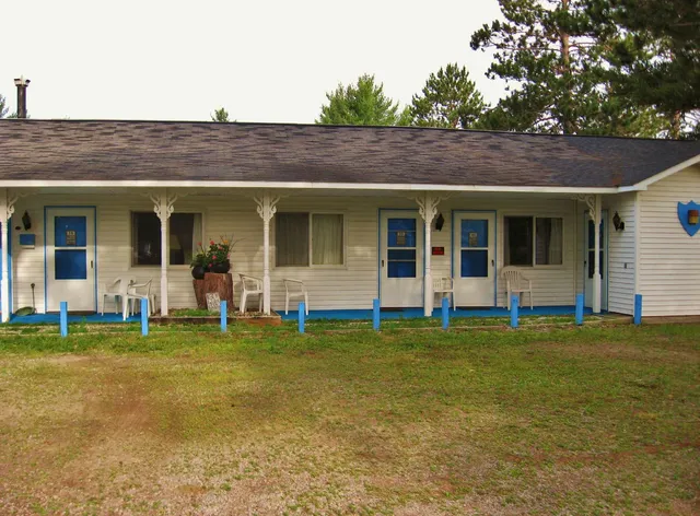 Pointe North of Grayling