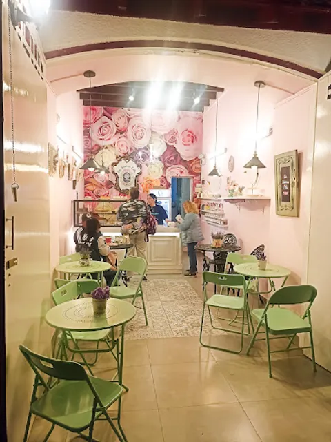 La Mama Leta - Salón De Té