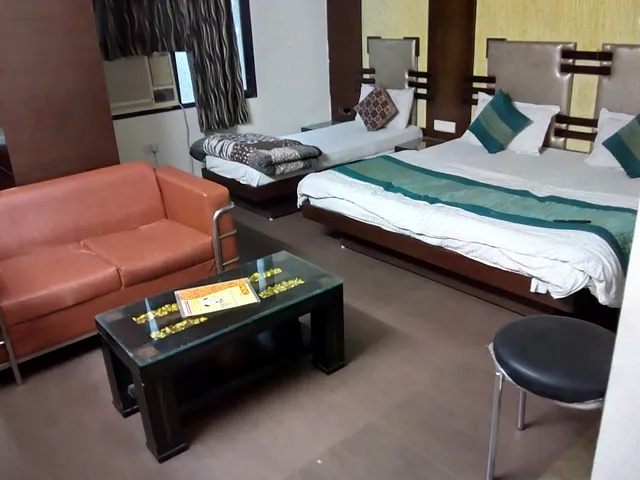 OYO 79568 Mahalaxmi Cottage