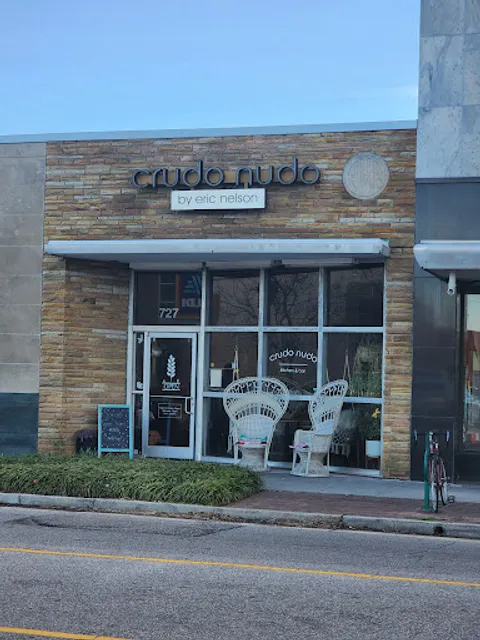 crudo nudo
